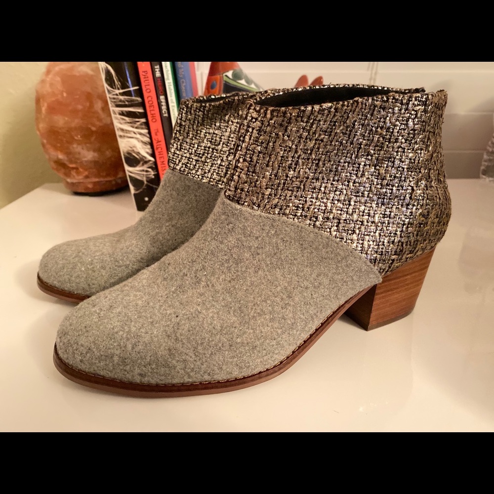 TOMS Leila felt silver and gray ankle boots